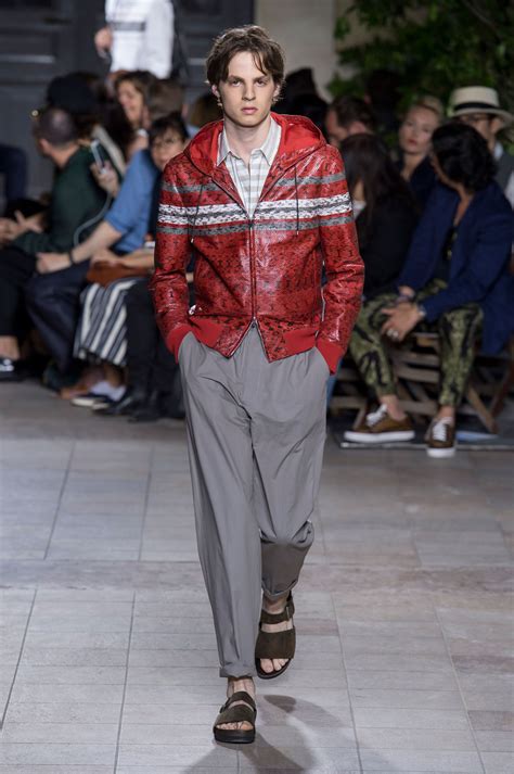 Hermès Spring 2016 Menswear Collection 